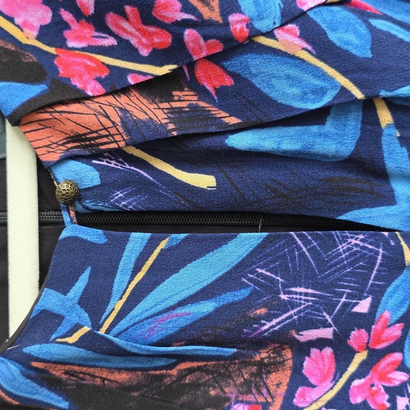 Maeve Anthropology Vibrant Floral Cold Shoulder Dress - Picture 8 of 8